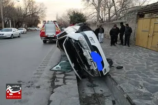 واژگونی خودرو پژو پارس در جاده گنجنامه همدان با ۳ مصدوم