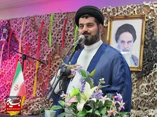 دستاوردهای انقلاب مرهون خون شهداست