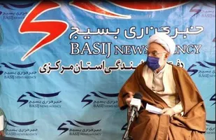 اساس نهضت امام خمینی(ره) بر پایه مساجد است/ تشکیل قرارگاه های محله اسلامی با محوریت بسیج تحول آفرین خواهد بود