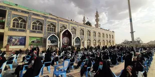 تجدید میثاق بانوان بسیجی شهر کرمان به سپهبد حاج قاسم سلیمانی