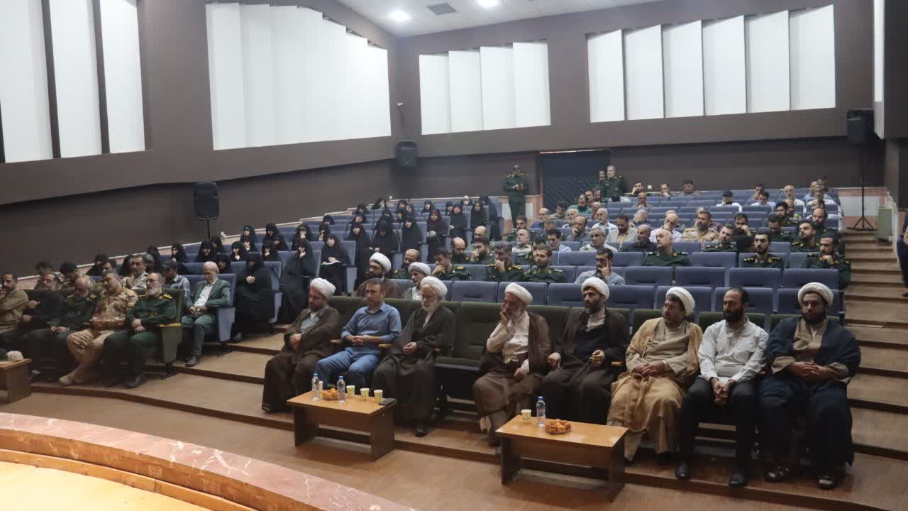 قدرت شکست ناپذیر ایران قدرت منطقه است قدرت شکست ناپذیر ایران قدرت منطقه است