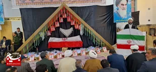 مردم با حضور به موقع، همواره از نظام اسلامی پشتیبانی کردند/امام(ره) با دست خالی از سوی استکبار و با دست پُر از حمایت مردم به پیروزی رسید+تصاویر و فیلم