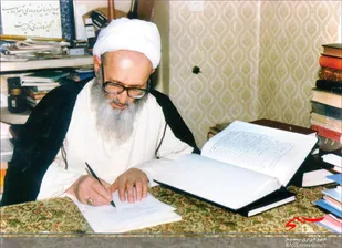 آیت الله حسن زاده در قلب دوستداران انقلاب جای دارد