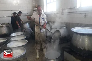 نذرواره سرباز وطن با پخت 2000 پرس غذا در سرخه برگزار شد