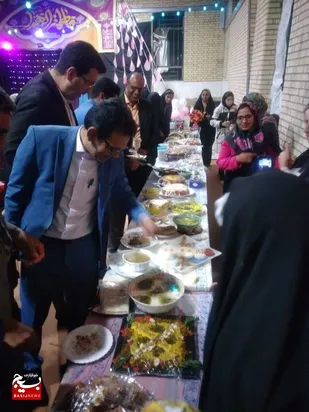 برگزاری جشنواره غذاهای بومی محلی در سلطان آباد ارزوئیه