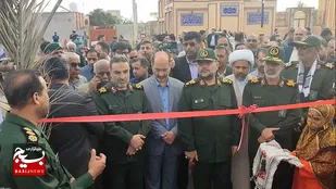 ده&zwnj;ها طرح عمرانی بسیج سازندگی در جزیره هرمز با حضور سردار سلیمانی افتتاح شد