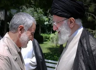 اصول یعنی ولی&zwnj;فقیه/ برای نجات اسلام خیمه ولایت را رها نکنید/ جمهوری اسلامی، مرکز اسلام و تشیّع است