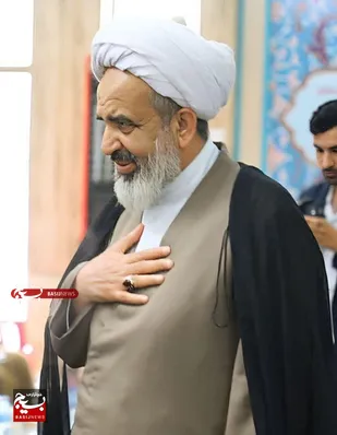 توصیه یک روحانی مسئول به دوستی عاشقانه بین زن و شوهر