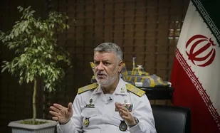 جانفشانی مدافعان سلامت همچون شهیدان دوران دفاع مقدس است