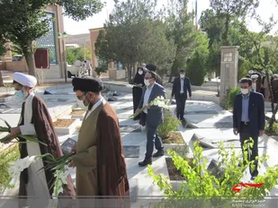 گلباران قبور مطهر شهدای شهرکرد