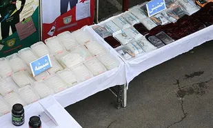 کشف &zwnj;یک تن مواد مخدر در هرمزگان باهمکاری پلیس ۴ استان