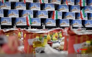 تهیه و توزیع ۱۸۴ بسته کمک معیشتی توسط جهادگران پایگاه میثم تمار در بین نیازمندان مناطق محروم کرج