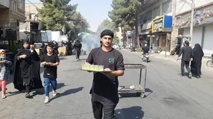 پذیرایی پیشوایی ها از زائران رضوی در روز شهادت امام رضا(ع)