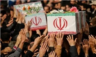 پیکر شهدای ترور به سمت میعادگاه نماز جمعه تهران تشییع شد