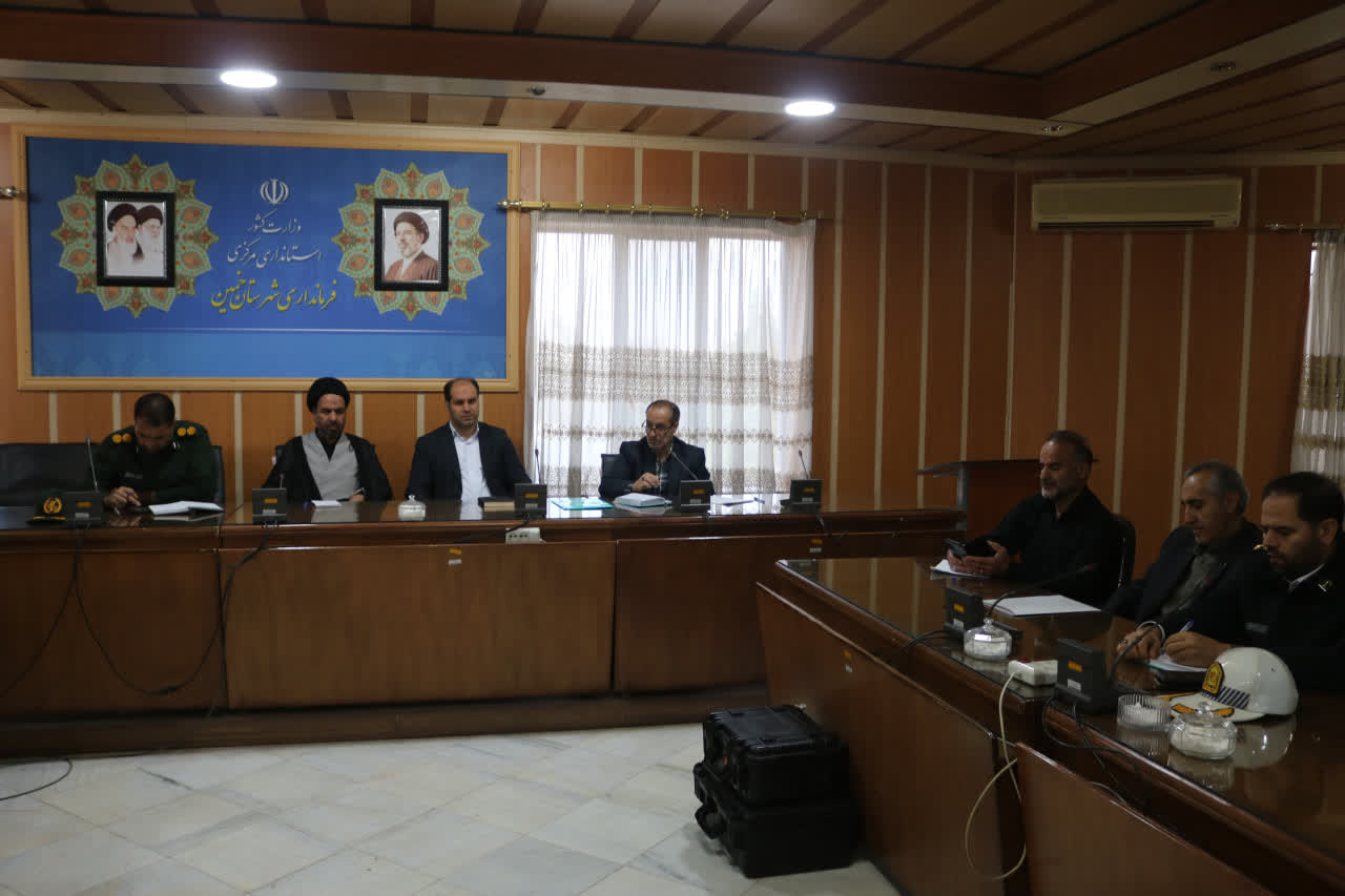 فرماندارخمین:برنامه‌های هفته دانش‌آموز با محوریت تبیین تاریخ انقلاب برگزار می‌شود