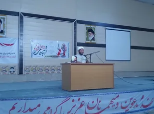 وظیفه خبرنگاران بر طرف کردن شبهات در ذهن مردم است
