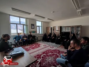 تجلیل از خبرنگاران بسیج و فعالان فضای مجازی در فریدونشهر