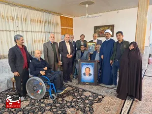 اعضاء ستاد کنگره ملی شهدای قم با خانواده شهیدخلج دیدار کردند
