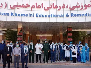در جنگ دفاع مقدس رزمندگان در خط مقدم بودند الان کادر درمان