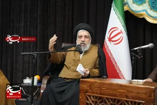 دشمن با فضای مجازی ذهن جوانان را هدف گرفت