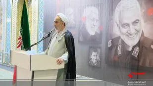 آیین بزرگداشت سردار شهید سلیمانی در مصلی ماهدشت برگزار شد+تصاویر