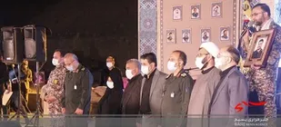 نخستین برنامه شب های حماسه و افتتاح نمایشگاه دفاع مقدس در باغ موزه دفاع مقدس استان قم به روایت عکس