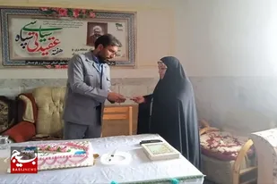 آیین تجلیل و تقدیر از تعدادی از مربیان مداح بسیجی خواهر هم زمان با هفته بزرگداشت مقام معلم برگزار شد