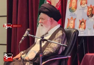 بسیج اساتید پاسداران تفکر اسلام و انقلاب هستند