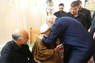 دیدار فرمانده سپاه امام رضا(ع) با خانواده سردار سرلشکر شهید محمد کاظمی