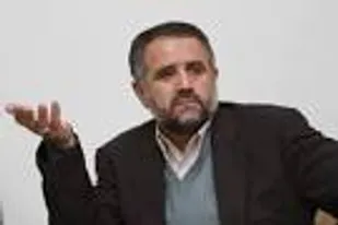 با شنیدن خبر ارتحال امام زانو های ما سست شد و یک بهت عجیبی  اردوگاه را فرا گرفت