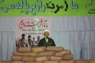 امروزما درجنگ مقدس اقتصادی اجتماعی و فرهنگی هستیم