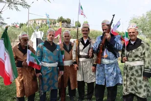 دومین رزمایش &laquo;فدائیان ولایت&raquo; با حضور عشایر لرستان در ازنا برگزار شد+عکس