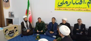 دیدار مسئولین و اعضای ستاد بزرگداشت هفته بسیج و جمعی از بسیجیان با امام جمعه شهرستان خوسف