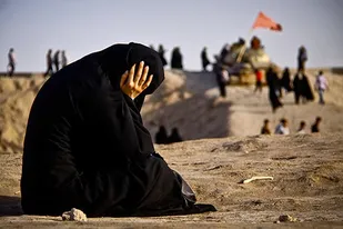 حرف ولی فقیه را گوش کنید/حفظ حجاب وصیت شهدا