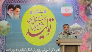 وحدت و انسجام مردم و مسؤلان گره گشایی مشکلات کشور است/ فرهنگیان رسالت بزرگی در جهاد تبیین دارند