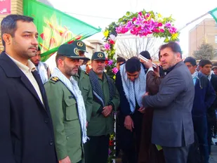 اعزام دانش آموزان ناحیه 1 شهرکرد به مناطق عملیاتی جنوب کشور