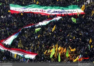 شعر-انقلاب ما قوی&zwnj;تر شد عیان