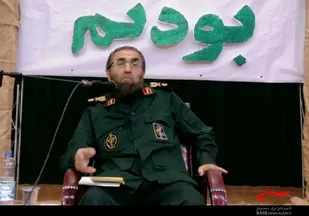 دشمن به دنبال متزلزل کردن شعور عمومی جامعه است