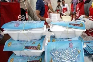 طبخ و توزیع ۳۰ هزار پرس غذای گرم در فارس