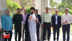 در سایه عشق: غبارروبی مزار شهدای گمنام در هفته دفاع مقدس