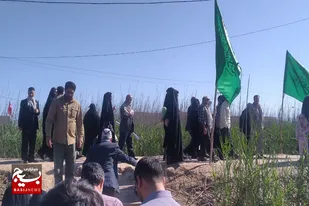 بازدید زائران بهاری از مناطق عملیاتی جنوب کشور