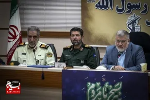 نشست صمیمی استاندار تهران و فرمانده انتظامی تهران با سردار حسن زاده فرمانده سپاه تهران بزرگ