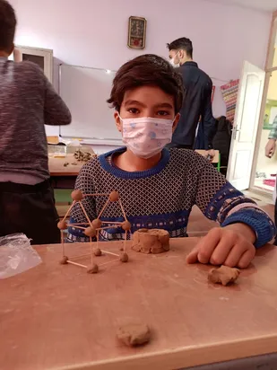 فضای تفریحی برای دانش آموزان روستای طزرکش ایجاد شد