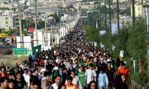 برگزاری پیاده روی خانوادگی 10 هزار نفری در شهرستان سرخنکلاته