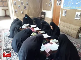 محفل نورانی جزء خوانی قرآن کریم در پایگاه طوبی شهرک مهدیه قم