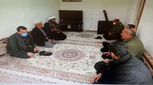 دیدار مسول نمایندگی، ولی فقیه در دیداندره با خانواده شهید