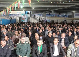 ميز امریکا را به رسمیت نمی شناسیم چه برسد به گزینه های روی میز آن