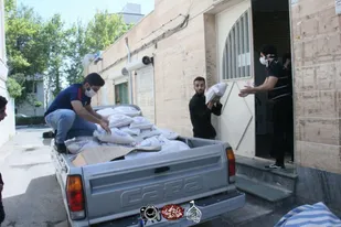 130 بسته غذایی بین نیازمندان شهرستان ری توزیع شد