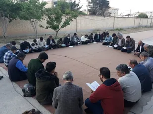 برگزاری سلسله نشست های سیاسی بصیرتی جهاد تبیین توسط رزمندگان و بسیجیان گردانها