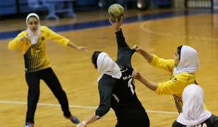 باخت بانوان هندبالیست شیشه قزوین در لیگ یک